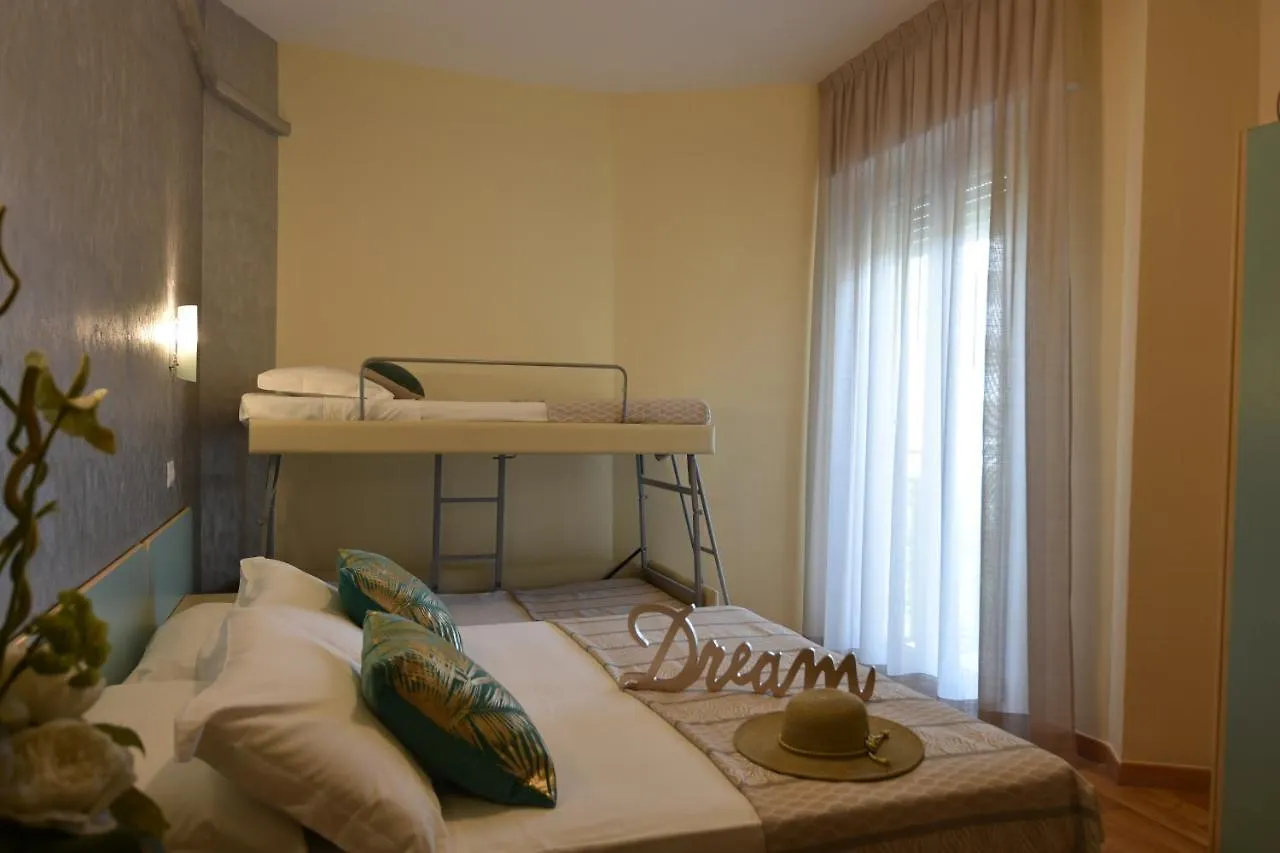 Hotel Jumbo Rimini 3*,